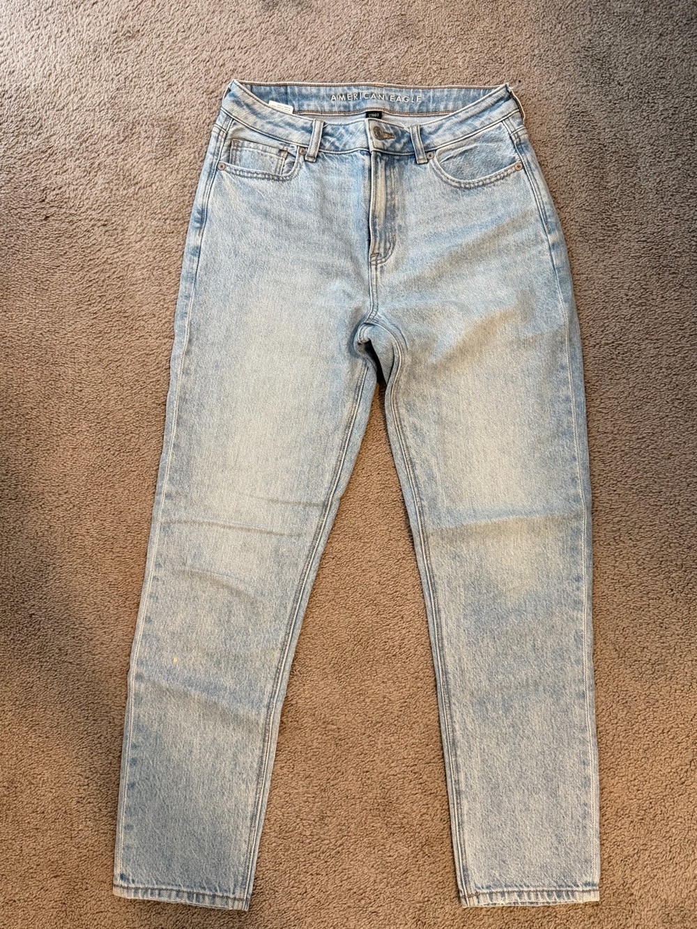 American Eagle Outfitters Light Blue High-Rise Women’s Jeans